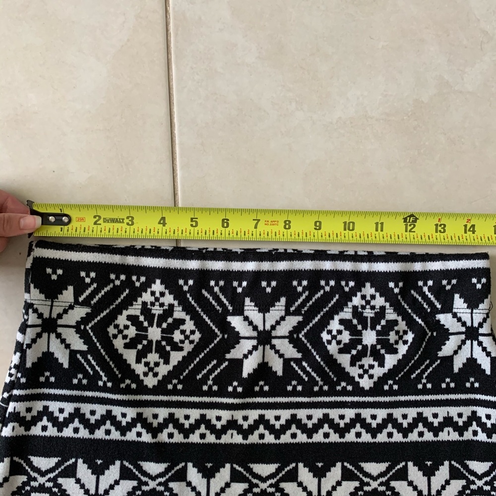 Knit body con skirt - Picture 7 of 8